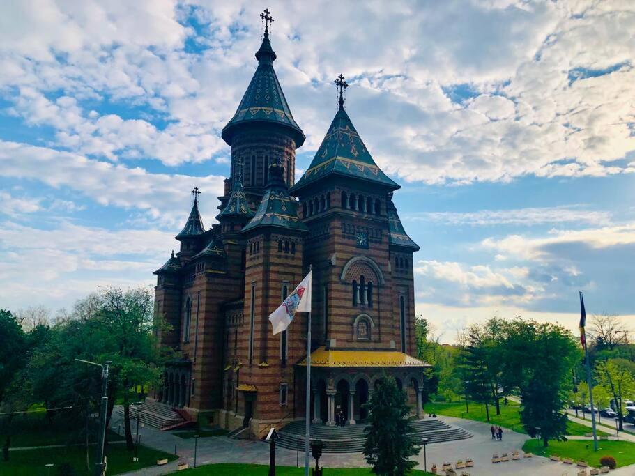 Joy City Victoriei 7g-13 * Timisoara